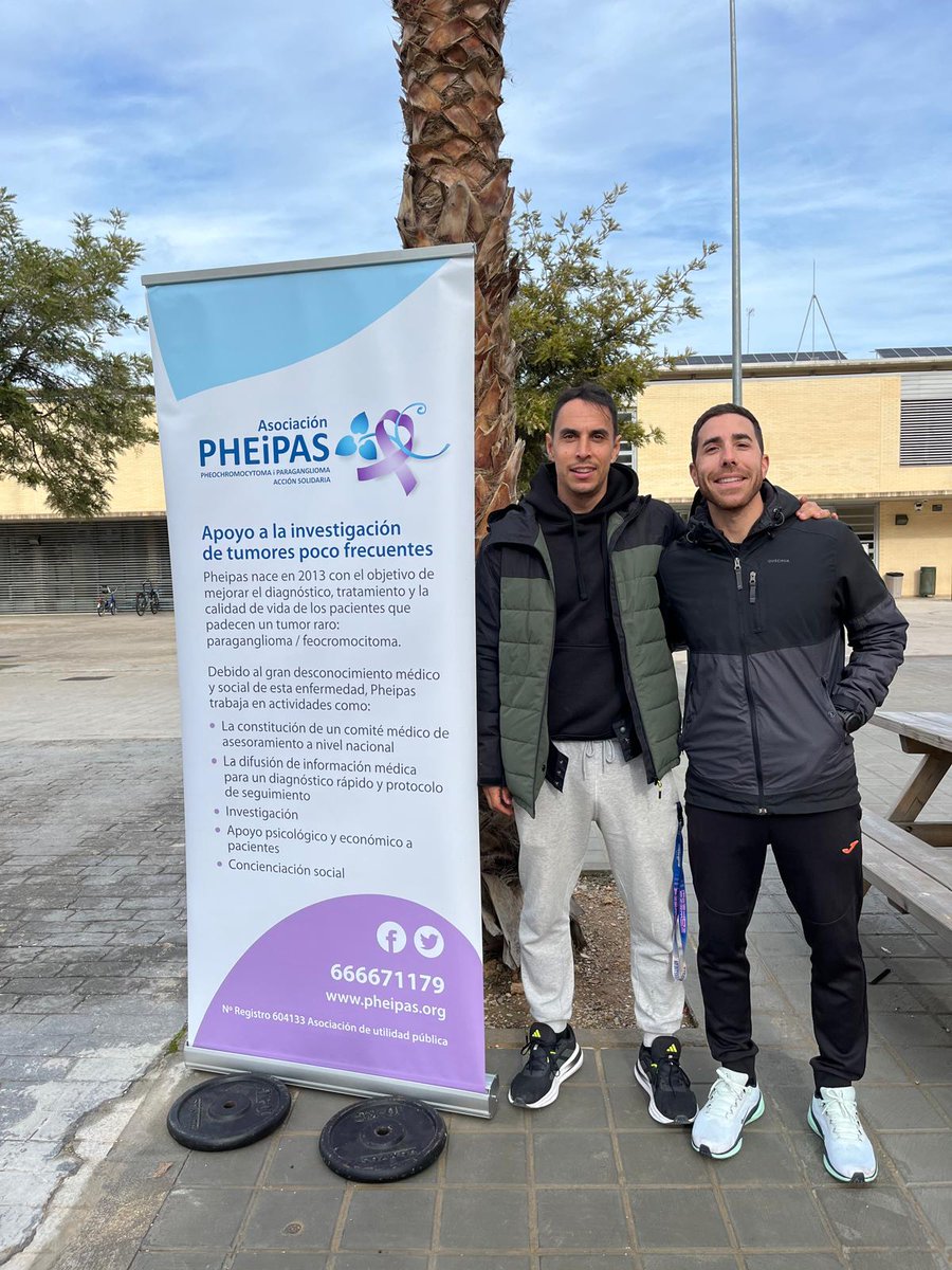 Nuestro centro ha celebrado la quinta carrera solidaria para recaudar fondos para la asociación Pheipas, para la ayuda a la investigación de tumores poco frecuentes.

#Pheipas #investigaciónmédica 
#CarreraSolidaria
