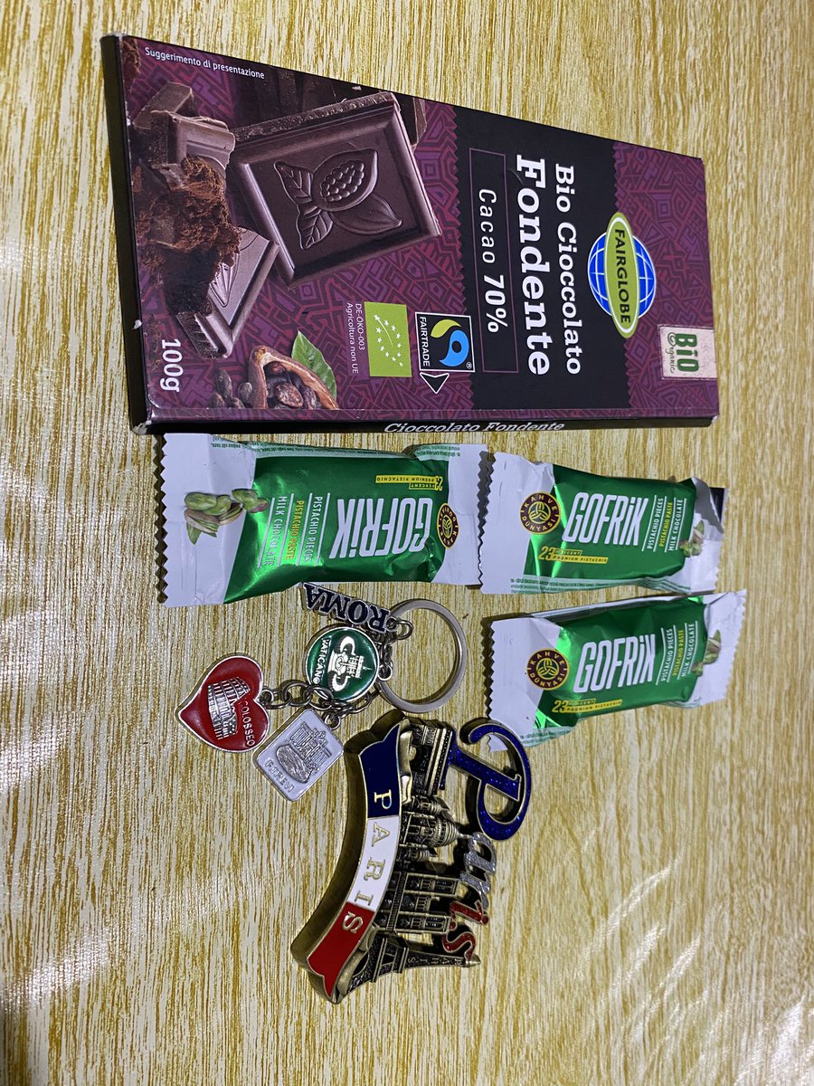 hee_kimb's tweet photo. Yey! Received these goods.  Mabuhay ang mga OFW hehe https://t.co/NewUoCF6Z3