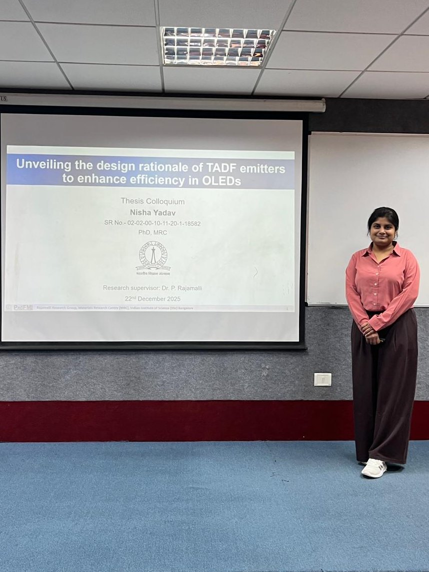 Rajamalligandee's tweet photo. Delighted to share that my second PhD student, Nisha @yadav_nishaa has successfully presented her thesis colloquium 👏📷
#profm #oled #PhDJourney #ResearchLife https://t.co/qxnTo66BYk
