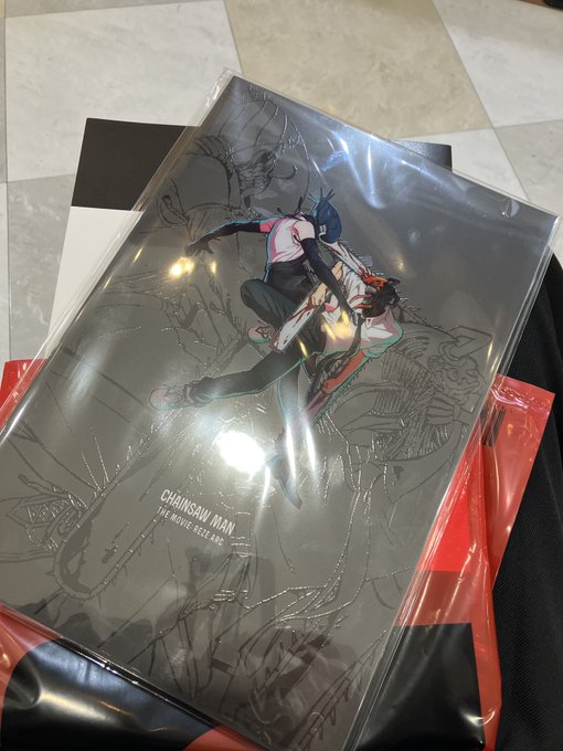 パンフレットの装丁豪華過ぎてビビるわ
内容の情報も盛りだくさんで、これで1200円は安すぎる‼︎
他のクソパンフレットも見習え‼︎
marvelとか‼︎marvelとか‼︎marvelとか‼︎ 