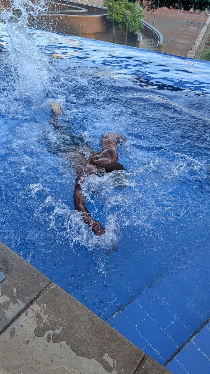 Arojinle tweet media