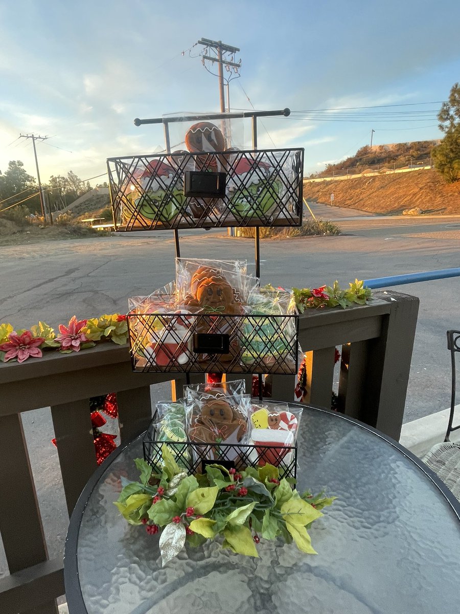 CAFFÉ ADESSO tweet media