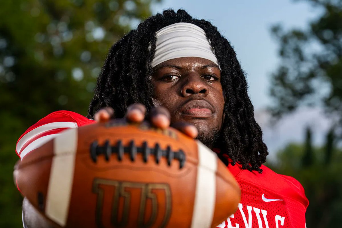 KyleNeddenriep's tweet image. Congrats to the 2025 Central Indiana high school football Super Team. Pictured here @BrockBrownfield @WillDJohnsonIII @MalachiMills75 and @EzraNwodika  bit.ly/3Y83cx3