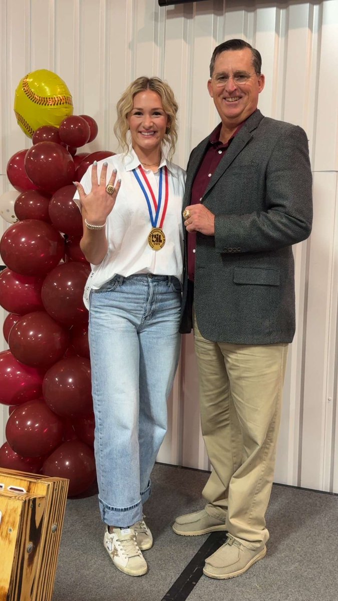 Saylor Bures tweet media