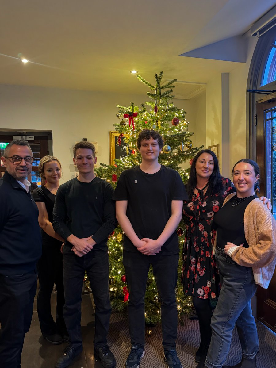 Merry Christmas from the team at The Bull's Head ❤️

Eat, drink, be merry… and don’t forget, there’s always a seat saved for you when you’re ready for the next pint!

<a href="/YoungsPubs/">Young's Pubs</a>