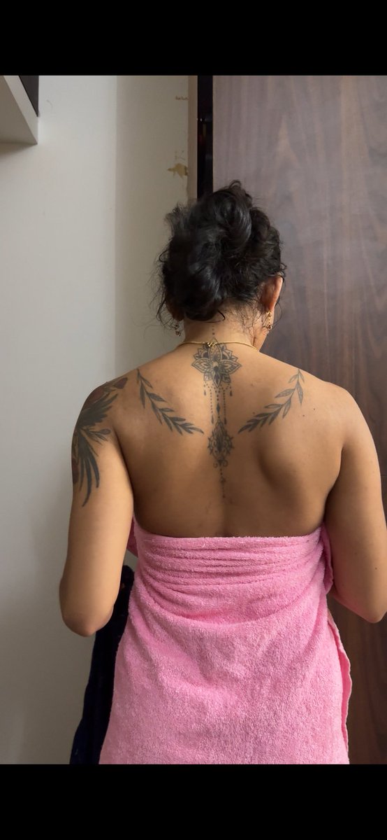 Resmi’s Golden Showers tweet media