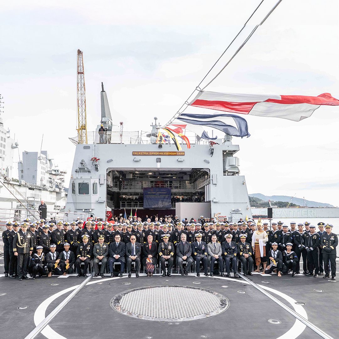 The delivery ceremony of the MPCS (Multipurpose Combat Ship) KRI PRABU SILIWANGI-321 vessel to the Indonesian Navy was held today at our Muggiano shipyard. To underscore the strong defense collaboration between the two nations, the ceremony was attended by the Chief of the