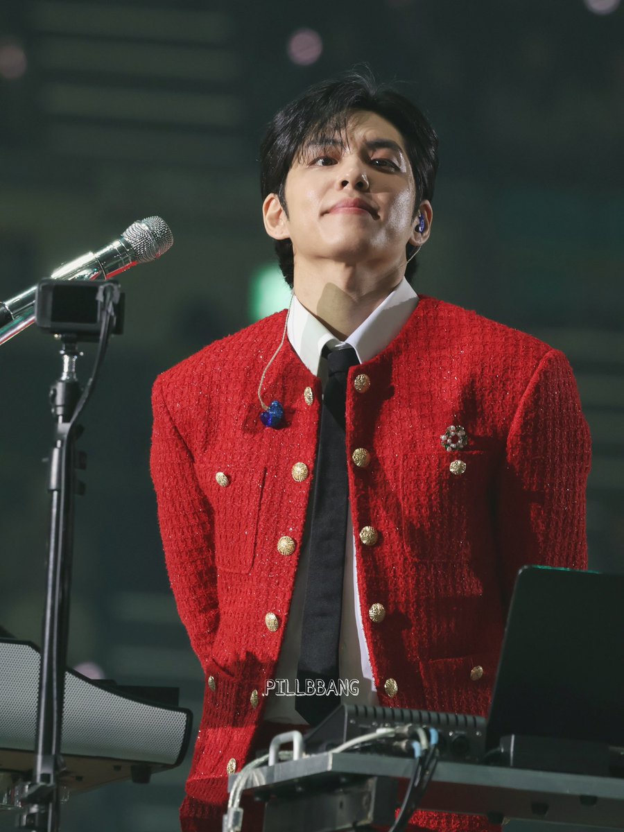 251221 THE PRESENT 선물콘 
#원필 #데이식스 #WONPIL #DAY6