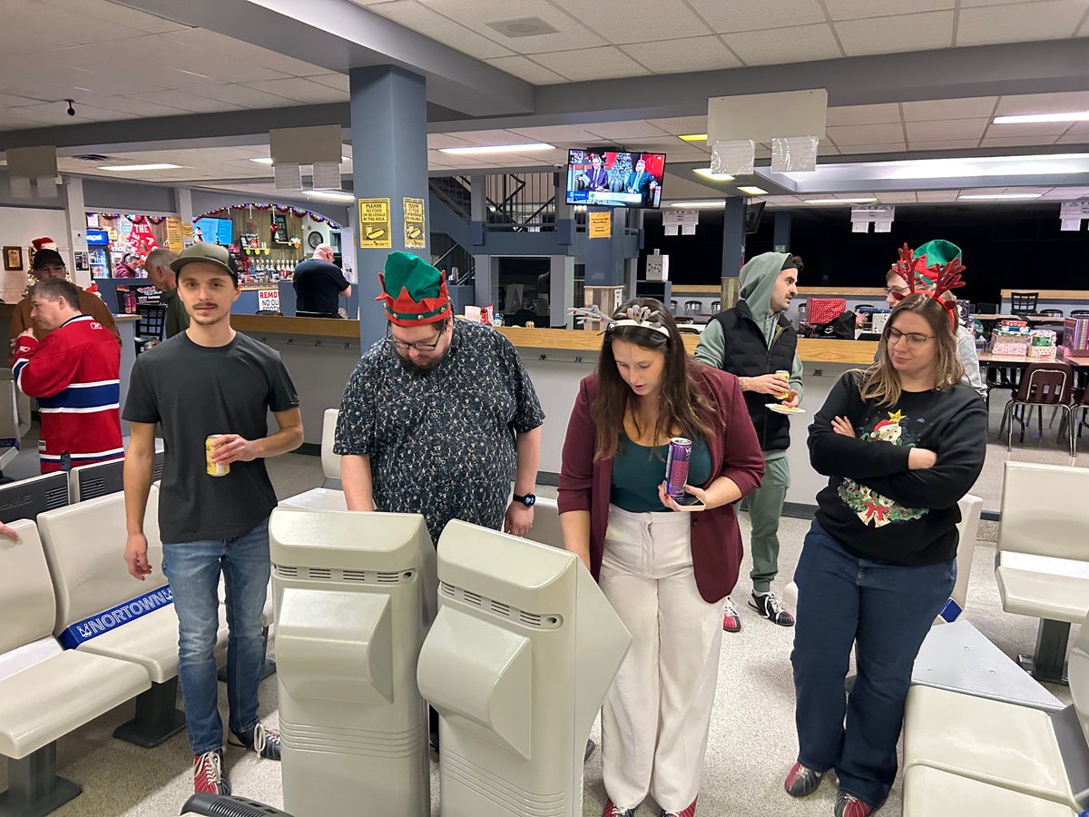 Sleek Signs tweet media