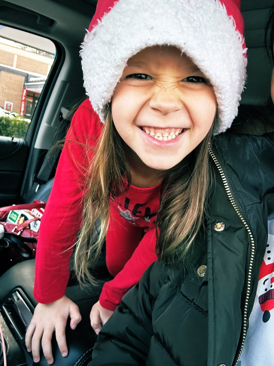 R_MESK's tweet photo. 🎅🏼 https://t.co/8whIyX7KGg