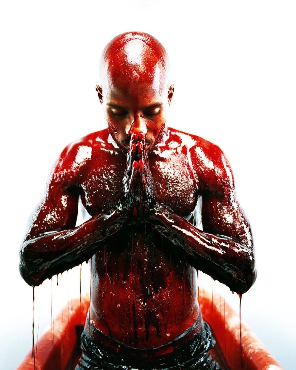 DMX's tweet image. Flesh of My Flesh, Blood of My Blood

12.22.98

📸 @JonathanMannion