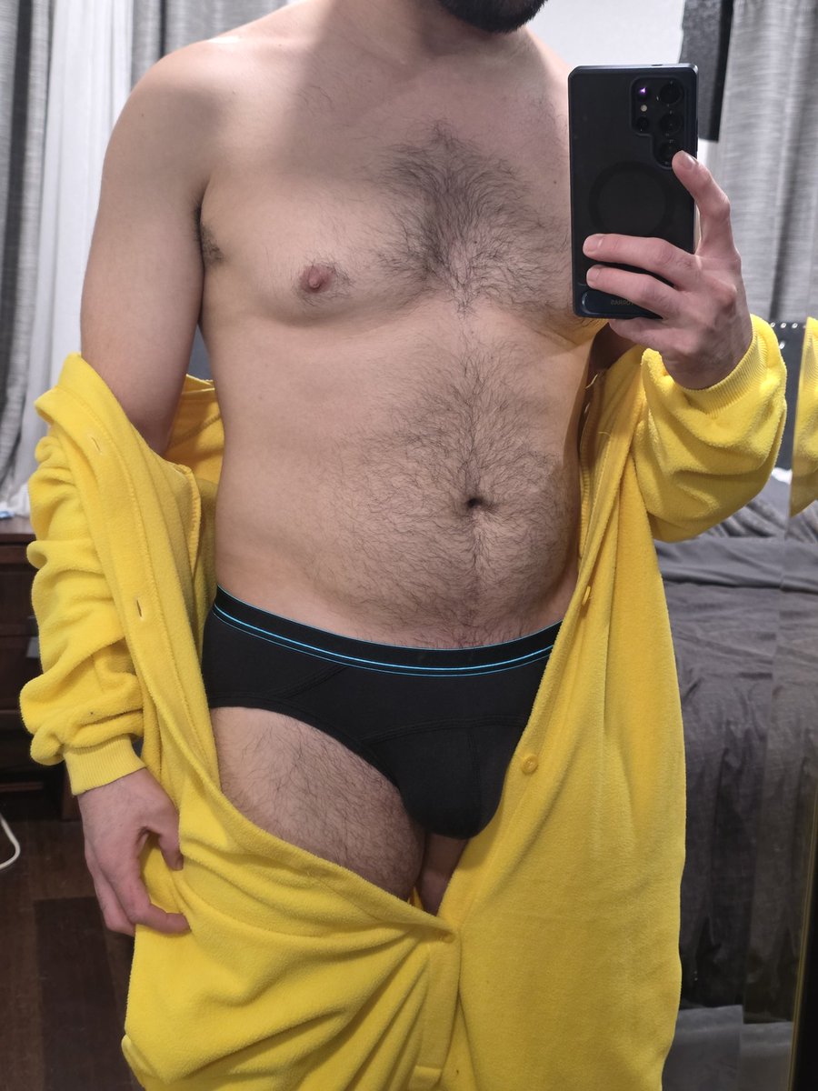 It got a little too cold. I think I need to put my onesie back on😜