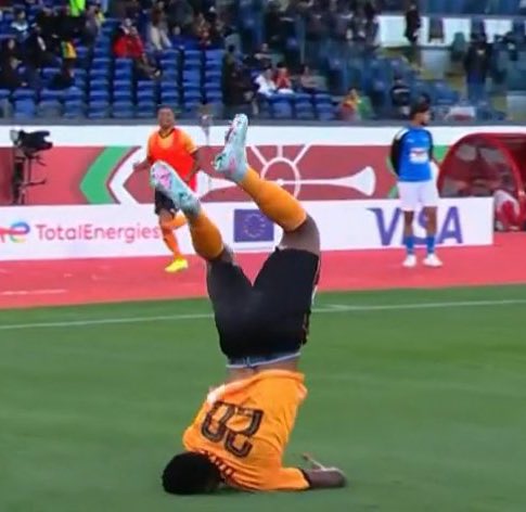 Scipionista's tweet image. Le plus gros exploit de Patson Daka ce n’est pas son égalisation à la 92e, mais d’être indemne après son salto qui aurait pu l’envoyer près du Docteur Strauss