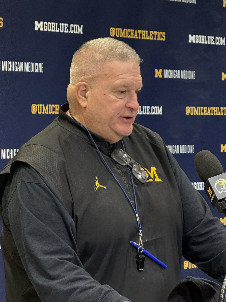 RealTonyGarcia's tweet image. Biff Poggi being very candid this AM.

“It’s been five years of a malfunctioning organization. Let’s call it what it is, it’s happened every year.

“The athletic director doesn’t want any more of that…there will be a massive self examination of what’s happened in this building.”