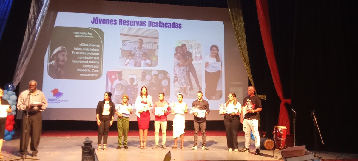Educación Isla de la Juventud tweet media