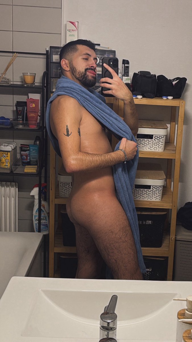 Je m’assois sur la gueule de qui ? 👅