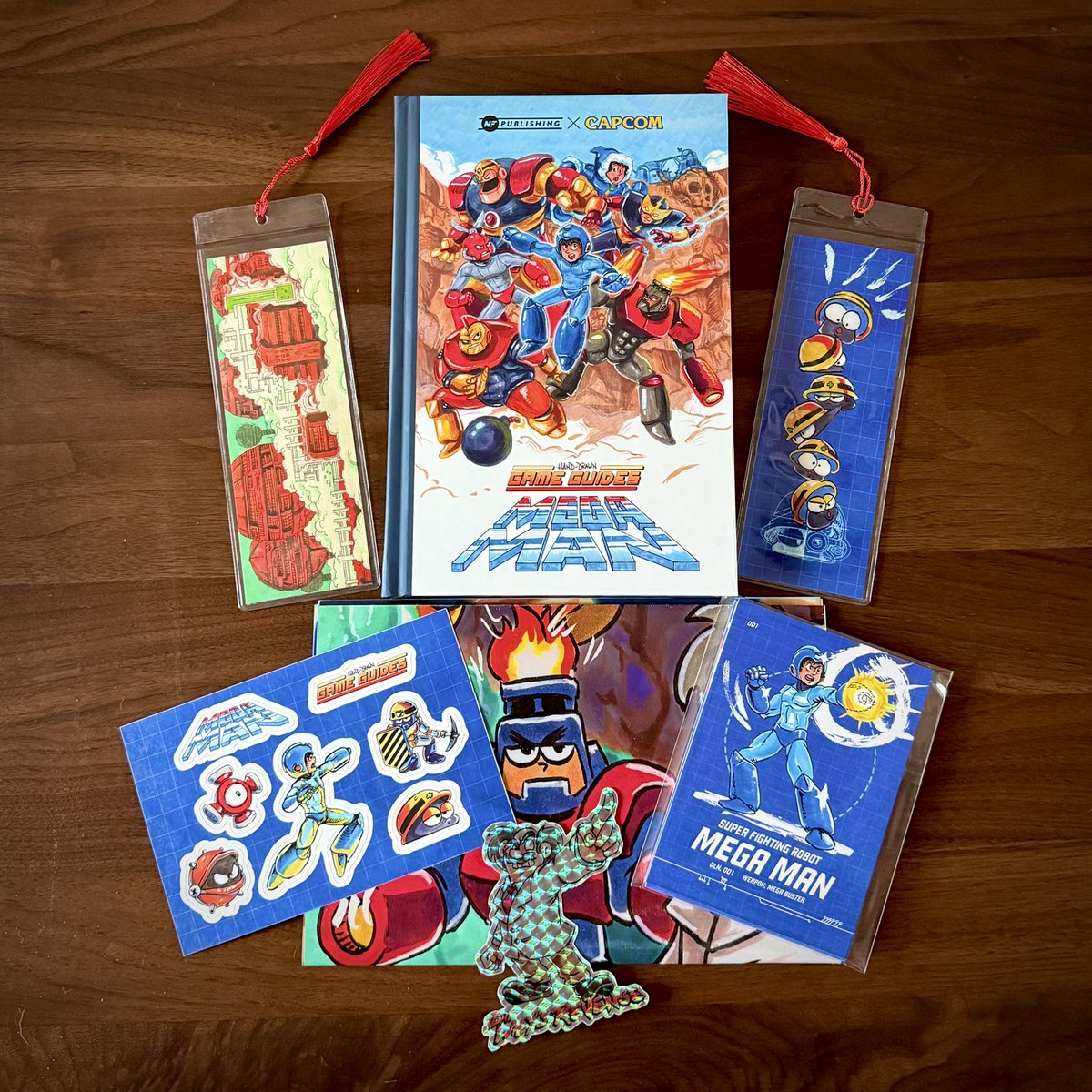 VeebsToys's tweet photo. Happy #MegaManMonday! I am thrilled to have received this new #MegaMan Hand Drawn Game Guide from @heyphilsummers and NF Publishing. Everything is presented so nicely and the art is a lot of fun. It brings back the old strategy guide feel, and MM2 is up next! https://t.co/sLih0bFrve
