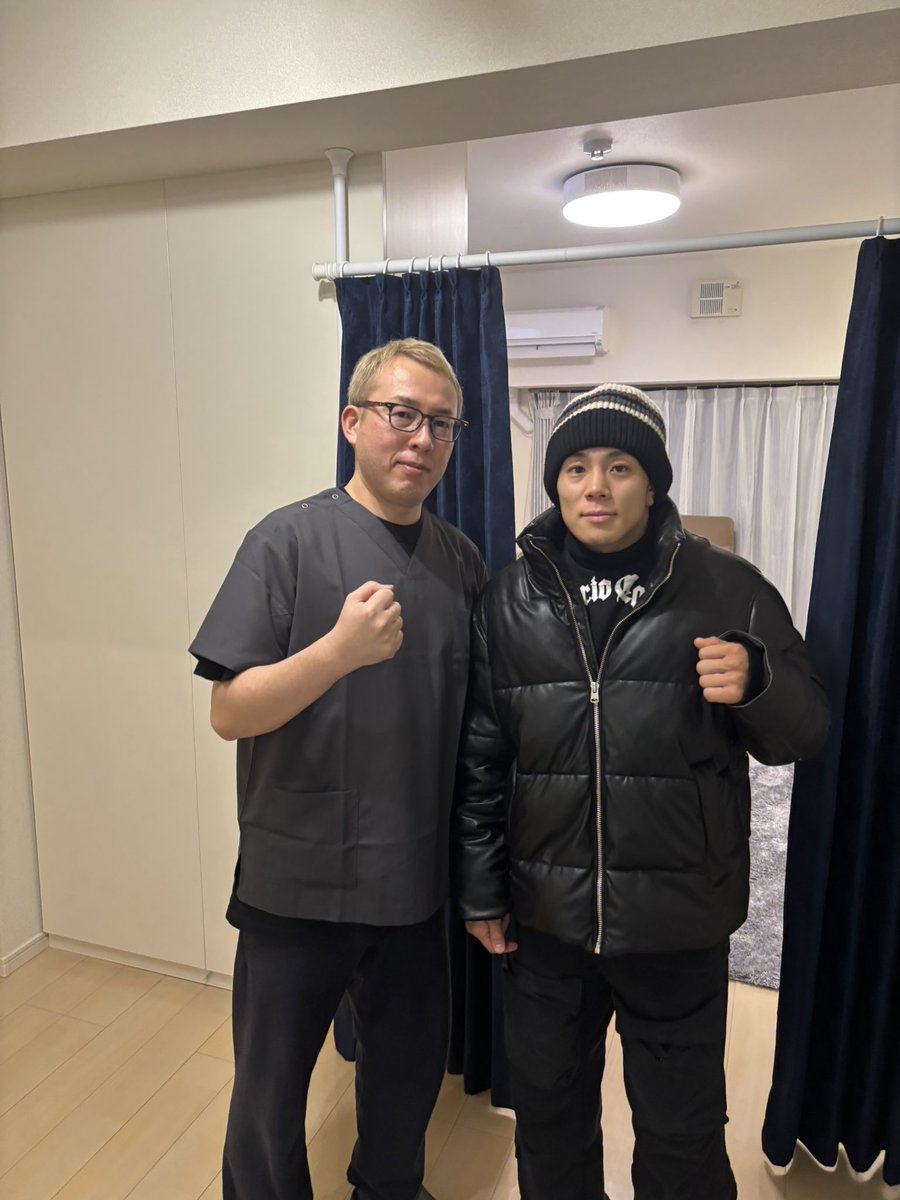 RIZINファイターの新居すぐる選手<a href="/niisuguru2/">新居すぐる</a> を調圧法で整体させていただきました
さすがRIZINファイター、身体への酷使が凄まじい
身体からも命をかけて戦う姿勢が伝わってきます！応援してます！
 #RIZIN師走の超強者祭り