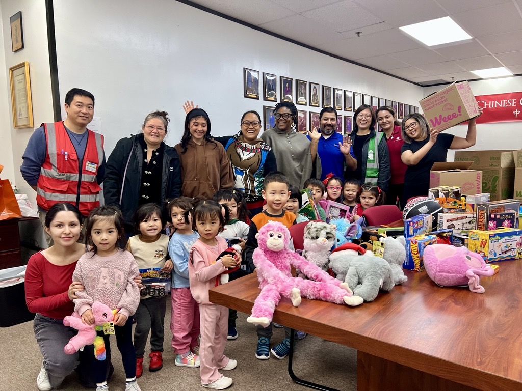 Chinese Community Center tweet media