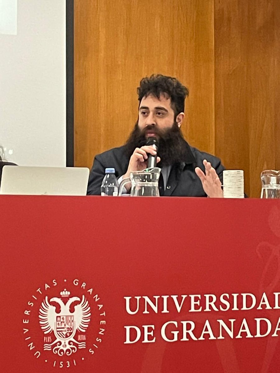 arq_deldelirio's tweet photo. El Dr. @pablolopezsilva fue invitado a la Universidad de Granada @CanalUGR para participar del Workshop: 'Fundamentos y Futuros de la Cognición Corporizada y Situada' y a la Asamblea Fundacional de la Sociedad Iberoamericana de Cognición Corporizada y Situada (SICSS)@FiloLab_UGR. https://t.co/EeZMHkDSpS