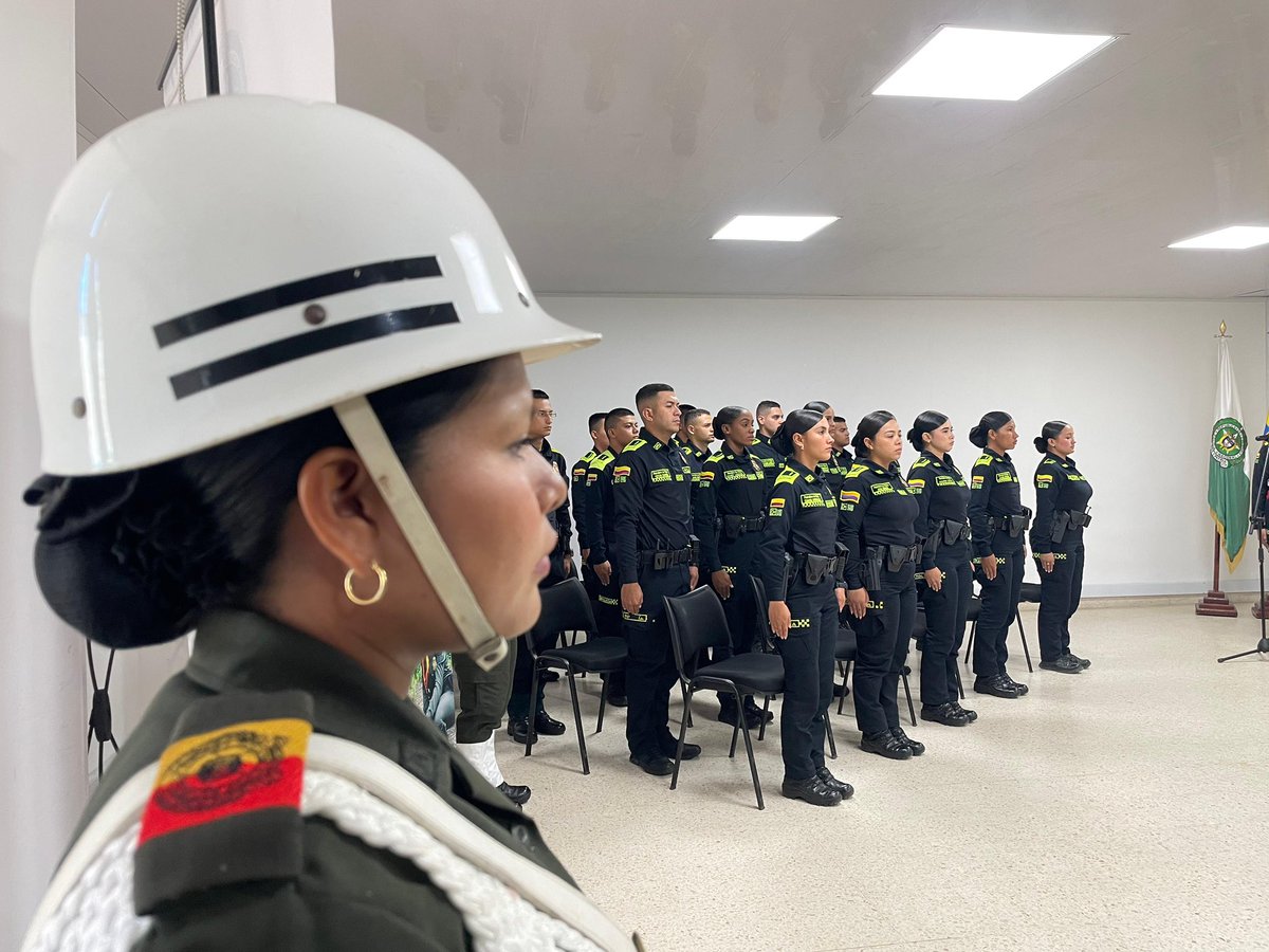 El Departamento de Policía Guainía da la bienvenida a 22 nuevos patrulleros de la Policía Nacional, quienes llegan a reforzar las capacidades operativas y preventivas en el territorio.

#SeguridadDignidadYDemocracia