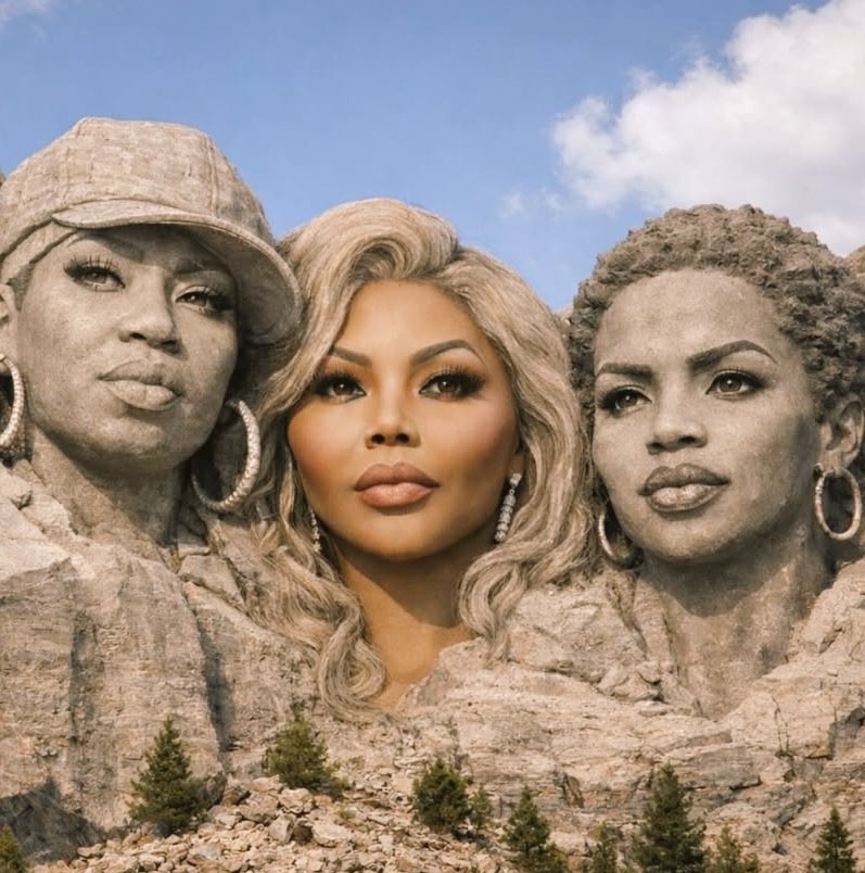 LILKIMLAND's tweet image. MUVAAAAA HAS ENTERED THE CHAT. #LilKim 🤏🏾✨️