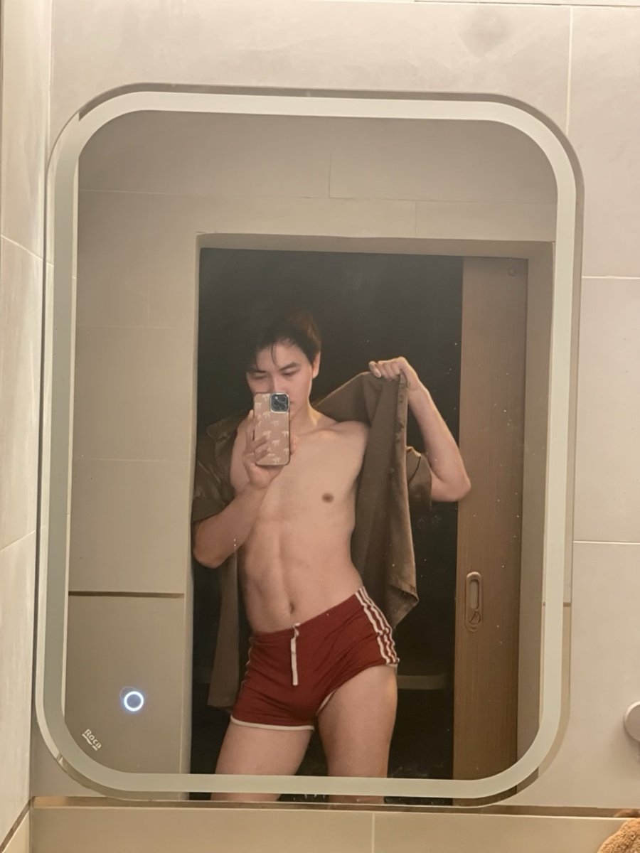 Monomoth_SETUPTH tweet media