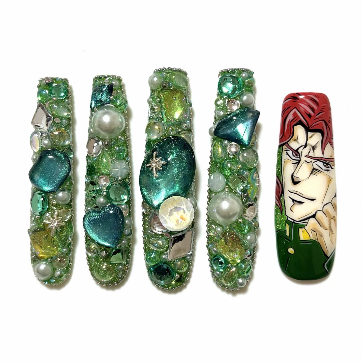 花京院のイメージでネイルチップを作りました！ｴﾒﾗﾙﾄﾞｽﾌﾟﾗｯｼｭ( ᴖ ̫ᴖ