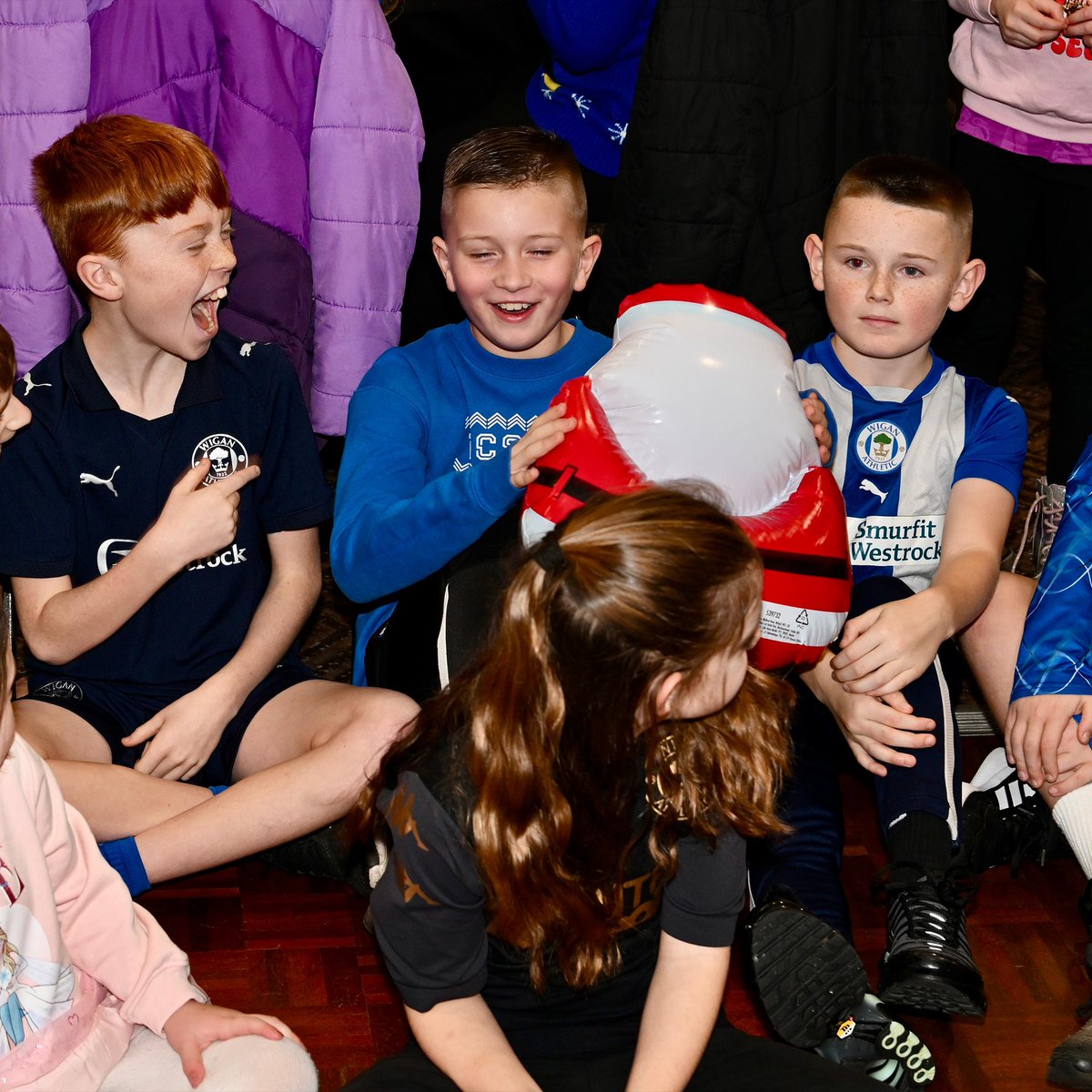 LaticsOfficial's tweet photo. 🎅 One of our favourite days in the Christmas calendar! 

Thank you to everyone who attended our Junior Latics Christmas Party - we hope you had as much fun as we did! 💙

#wafc 🔵⚪️