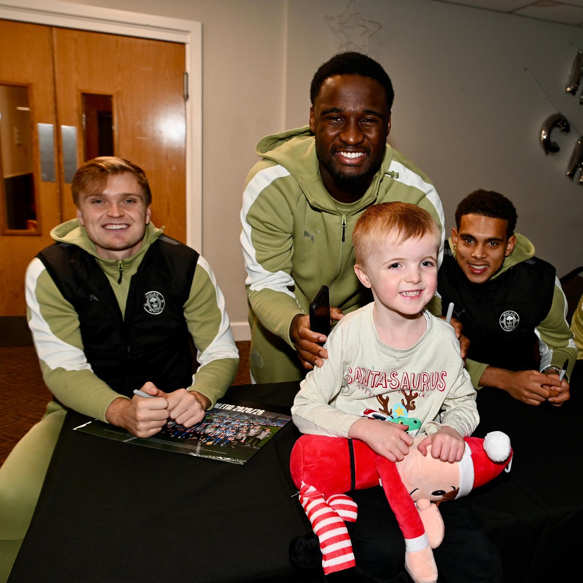LaticsOfficial's tweet photo. 🎅 One of our favourite days in the Christmas calendar! 

Thank you to everyone who attended our Junior Latics Christmas Party - we hope you had as much fun as we did! 💙

#wafc 🔵⚪️
