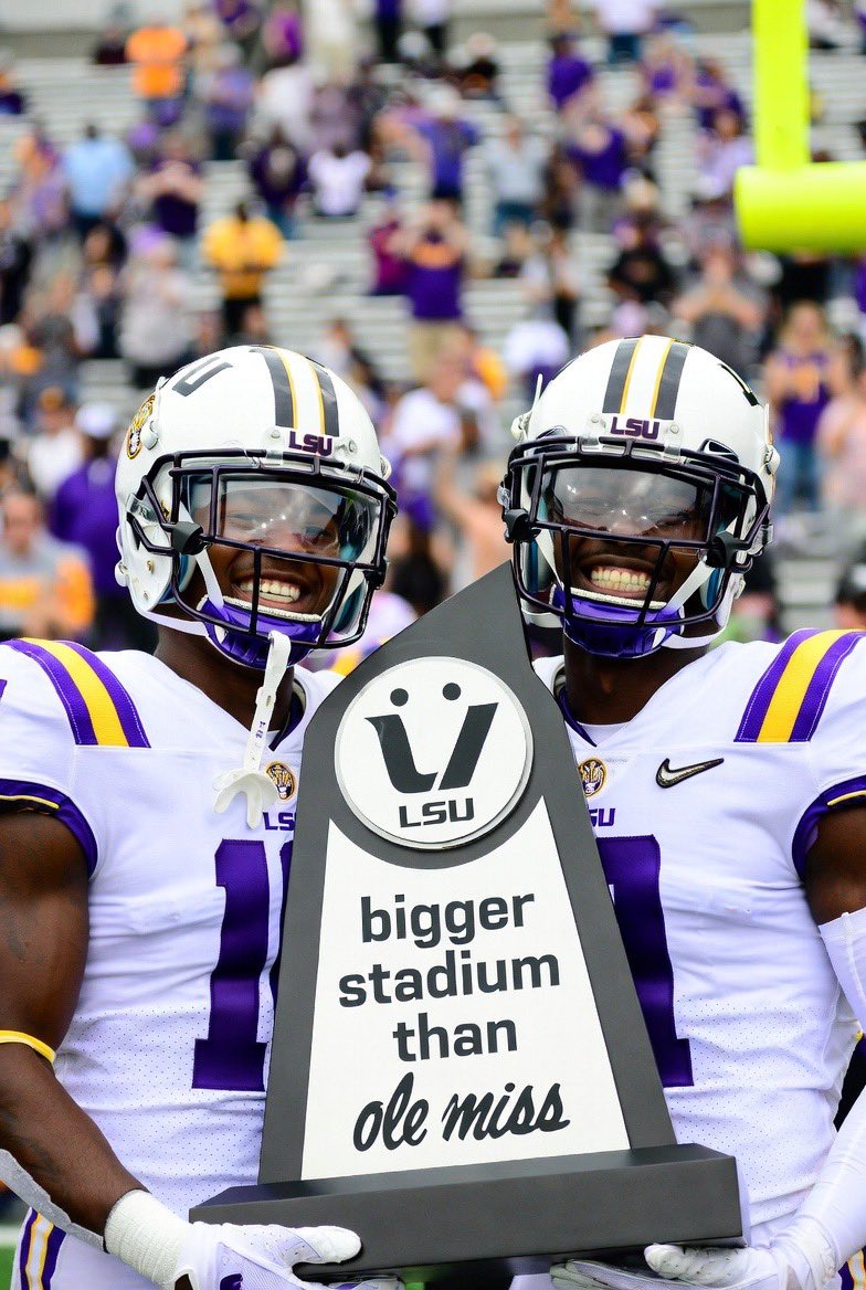 rebnation_'s tweet image. Congrats to lsu on their amazing accomplishment this season!