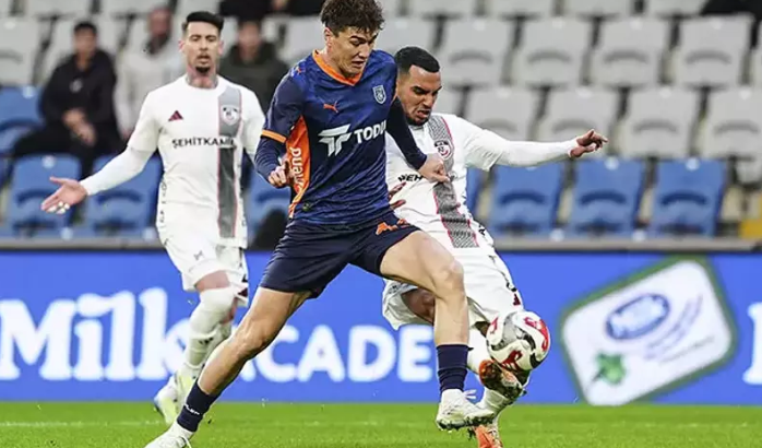 TSL_OfficialTR's tweet photo. Süper Lig Heyecanı TSL'de Yaşanır!

#İBFKvGFK

Rams Başakşehir -Gaziantep FK Maçı TSL,de İzlenir!!

Maçları ücretsiz ve canlı izle ; CANLI Yayın Linki ; https://t.co/XiSDDTFgf6

 #Galatasaray #İBFKvGFK #GSvKAS
#MaçVarsaÜlkerVar https://t.co/Zp9s0VtbvR