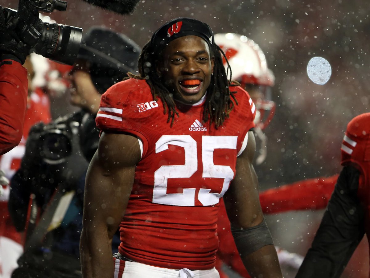 badgerbarstool's tweet photo. https://t.co/irZqHzkQxR