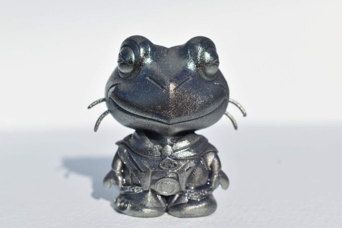 supermetalx's tweet photo. chromed out froggy for Little Swag Boxes minting December 27th 🐸🩶 https://t.co/Ao89sngG5G