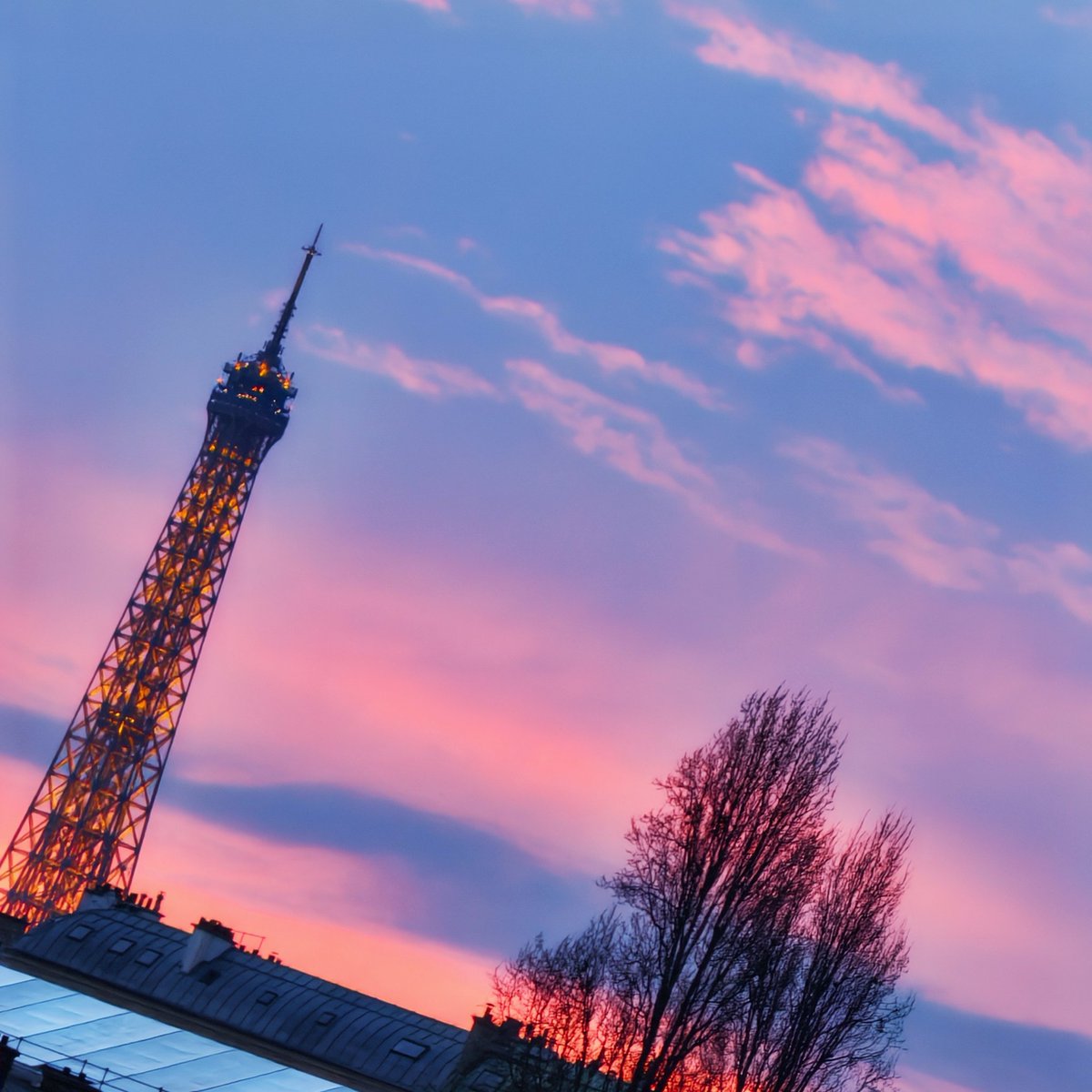 Bonne soirée les amis et passez de bonnes fêtes ! 😘