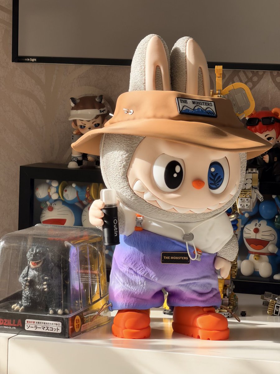 一群の小さなかわい子たち ##ゴジラ #フィギュア #ラブブ