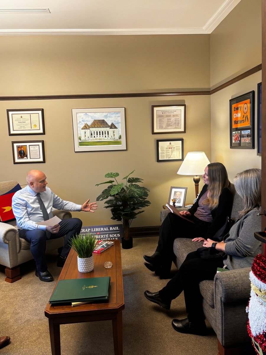 LarryBrockMP's tweet image. I was grateful for the opportunity to meet with the Evangelical Fellowship of Canada to discuss Bill C-9 and the importance of maintaining the good-faith religious belief defence in the Criminal Code.

Conservatives are committed to fighting tooth and nail against the…