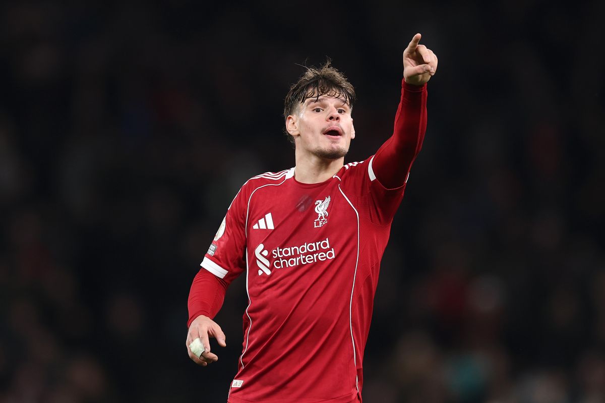 AnfieldEdition's tweet image. Milos Kerkez: “At the moment, there’s a good connection between me and Flo [Wirtz]. We’re playing well and I hope it keeps going.

"I like [the change in shape] because I have more freedom with Flo. We are moving, passing and playing a lot of one-twos. I felt like I was in the…