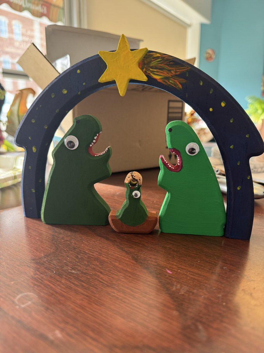 PfftMaybe's tweet image. My friend is an atheist. I’m not (I think), but I had fun making her this reversible gift!