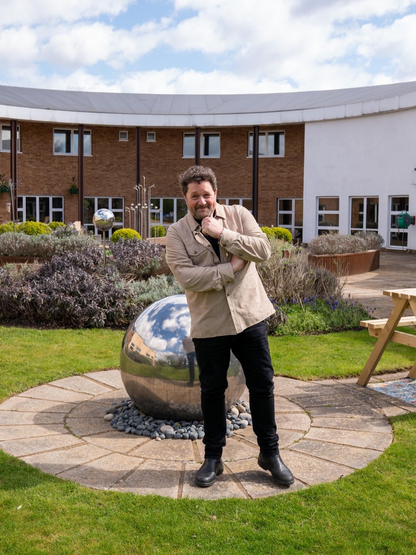 I’m incredibly proud to be appointed Vice-President of Shooting Star Children’s Hospices. After 16 years as a Patron, it’s a privilege to continue supporting and raising awareness of their vital work for children, young people and families. Mx @sschospices <a href="/KazSugarman/">Karen Sugarman MBE</a>