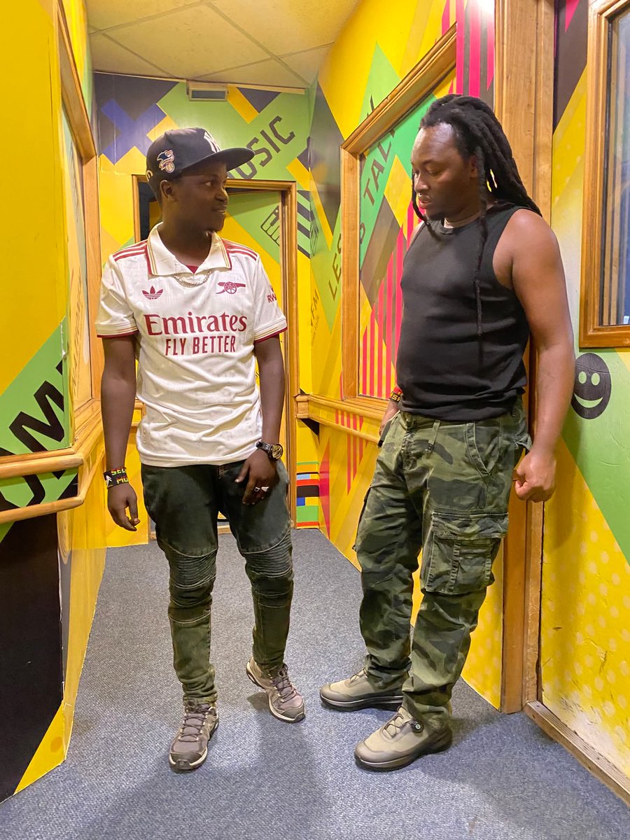 shatttabway's tweet image. Walisema kama bado hujaenda Christmas break wewe ndio mwananchi wa mapato madogo wenye serikali inajengea😂😂

Je wewe ushafunga kazi ready for Christmas ama mko kwa hiyo group na Kajogoo?😂
#RockersNation 
#football 
#BeyondTheGame 
#Coachshatta