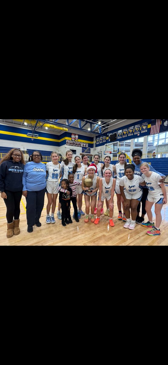 chapingbb's tweet image. Congratulations to our JV team for winning their division of the Lexington Christmas tournament. They are 11-0 on the season, and beat Dutch Fork 27-25. @jonescoach85 @LouatTheState @junebugnewyork