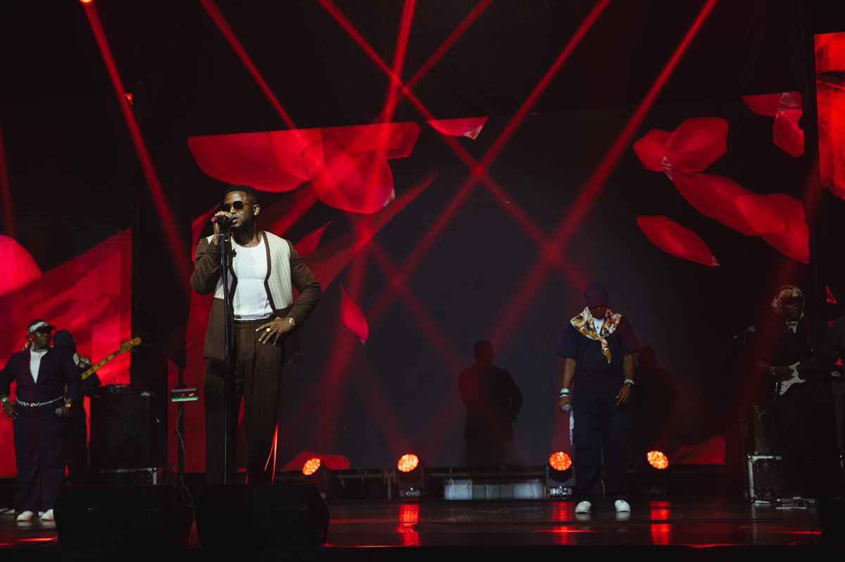 Thank You, Lagos! Thank You, <a href="/iconiqfest/">Iconiqfest</a>! ❤️

#ChikeLive #DettyLove