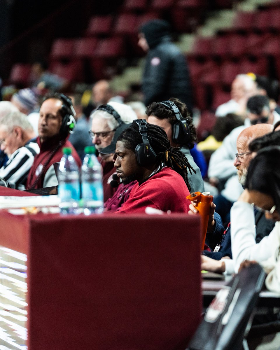 UMass Football tweet media