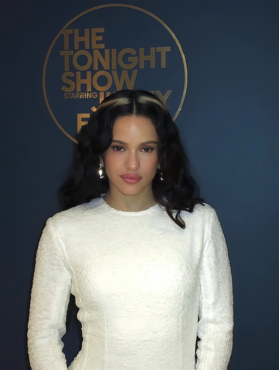 rosaliaspics's tweet image. face card