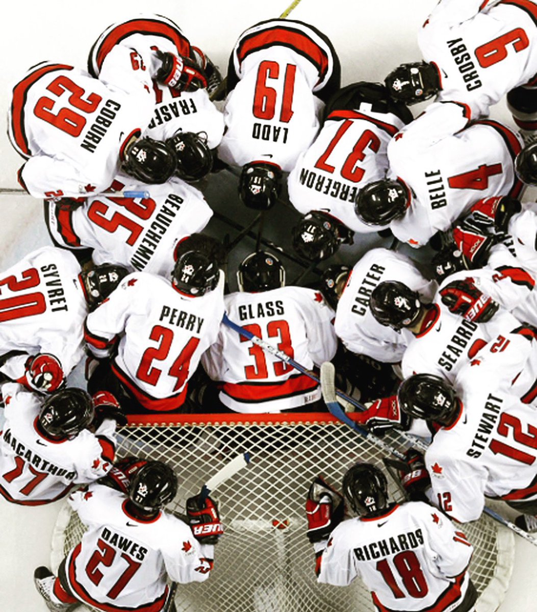 The Greatest World Juniors Squad Canada has ever assembled 🇨🇦🥇