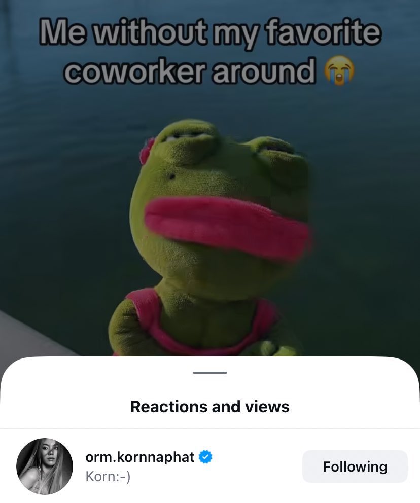 nongplaaaaa's tweet image. ห๊าาาาา ดาราาาา เลยหรอคะลู๊กกก วัน ๆ ของดาราอะเนอะ คำว่า “ คถ ” มันไม่พอจริง ๆ แก ล่าสุดมาเป็นคลิป การทำงานกับคุณเพื่อนร่วมงานโปรดมันแฮปปี้มากเลยอะดิ้ลูก จัดอันดับดาราที่เลิฟการทำงาน(โดยเฉพาะกับบิบี๋) อันดับ 1 อยู่ตรงนี้แล้วมาก 55555555