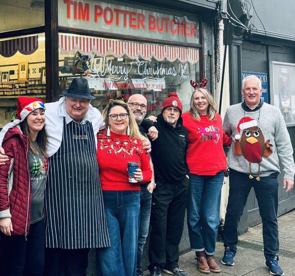IN CASE YOU MISSED IT …

Thirty-five local families have had a special Christmas delivery today, thanks to the Potters Pounds scheme.

Full heartwarming story via this link: tinyurl.com/5ybpdh5r