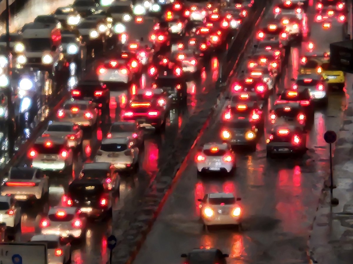 chenear's tweet image. #yağmur trafiği #antalya