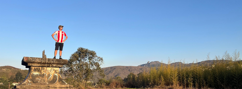 FelipeZMachado's tweet photo. Cacumen Montis Itacolumy, in Prov. Minarum.

.
(O cume do Monte Itacolomi na Província de Minas [Gerais]) https://t.co/DFYwBXFGKi